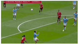 格10手球被“荒谬”判点,希勒:裁判不知有地球引力