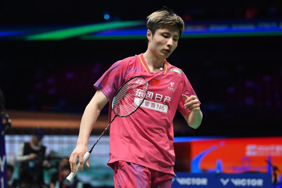 一号娱乐-完胜印度选手 石宇奇首夺羽毛球亚锦赛男单冠军